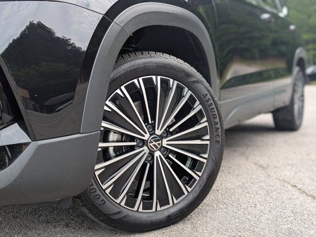 2025 Volkswagen Taos SE
