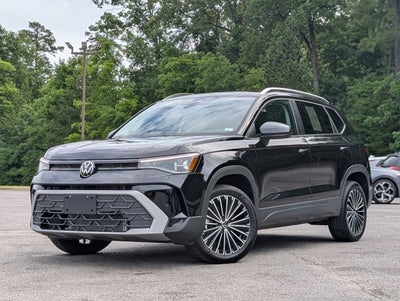 2025 Volkswagen Taos SE