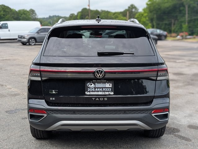 2025 Volkswagen Taos SE