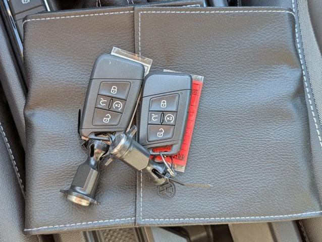 2025 Volkswagen Taos SE