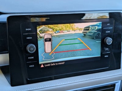 2025 Volkswagen Taos SE