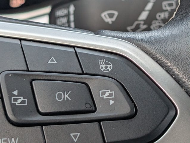 2025 Volkswagen Taos SE