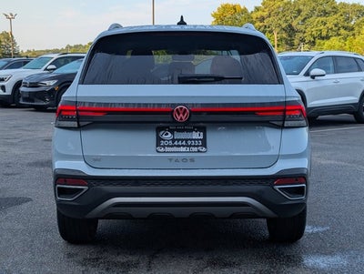2025 Volkswagen Taos SE