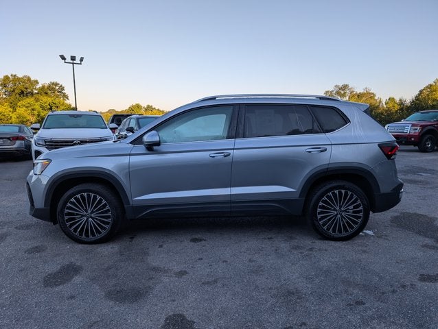 2025 Volkswagen Taos SE
