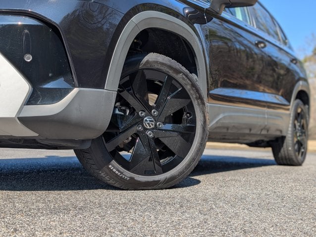 2025 Volkswagen Taos SE