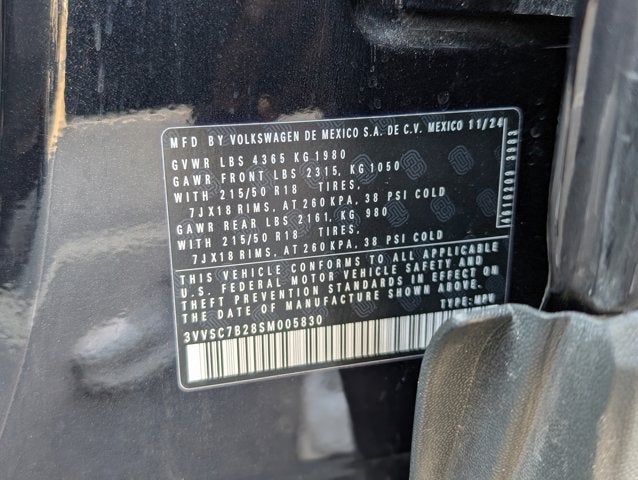 2025 Volkswagen Taos SE