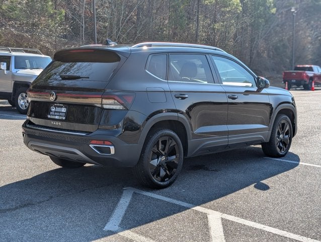 2025 Volkswagen Taos SE