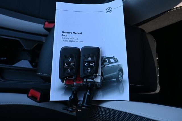 2025 Volkswagen Taos SE