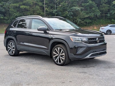 2024 Volkswagen Taos SE
