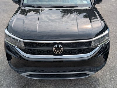 2024 Volkswagen Taos SE