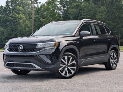 2024 Volkswagen Taos SE