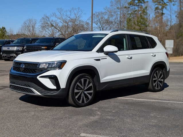 2024 Volkswagen Taos SE