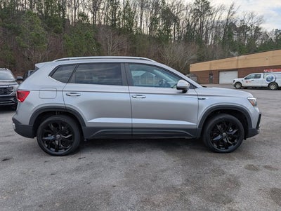 2023 Volkswagen Taos SE