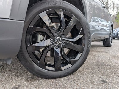 2023 Volkswagen Taos SE