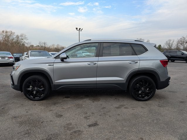 2023 Volkswagen Taos SE