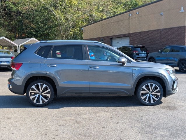 2022 Volkswagen Taos SE