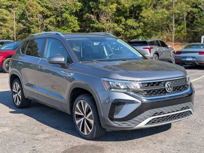 2022 Volkswagen Taos SE