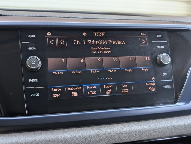 2022 Volkswagen Taos SE