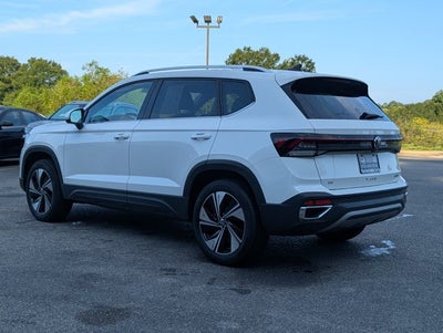 2025 Volkswagen Taos SE