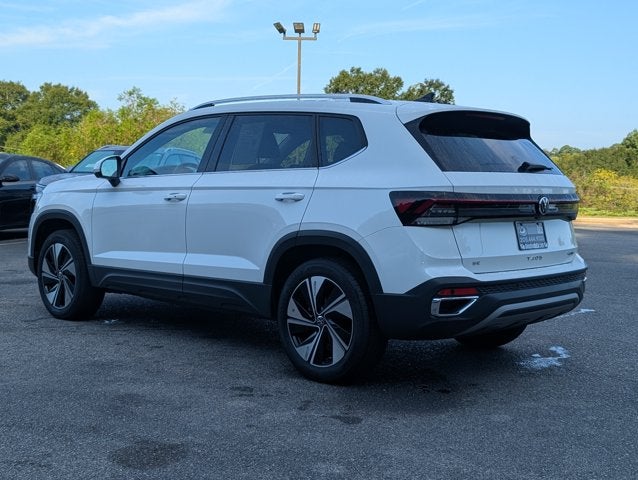 2025 Volkswagen Taos SE