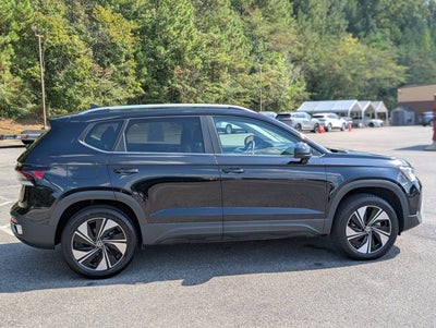 2025 Volkswagen Taos SE