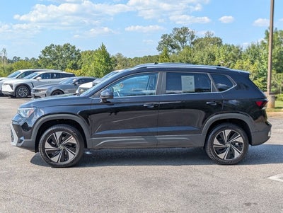 2025 Volkswagen Taos SE