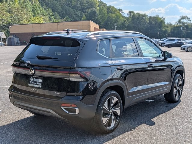 2025 Volkswagen Taos SE