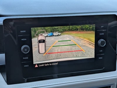 2025 Volkswagen Taos SE