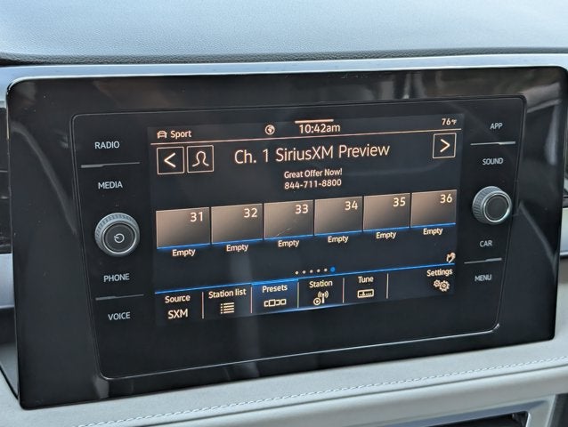 2025 Volkswagen Taos SE