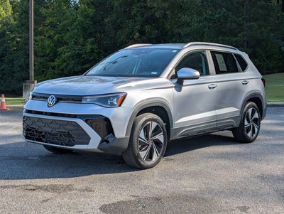 2025 Volkswagen Taos SE