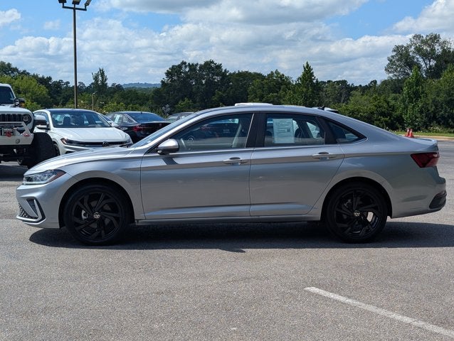 2025 Volkswagen Jetta SE