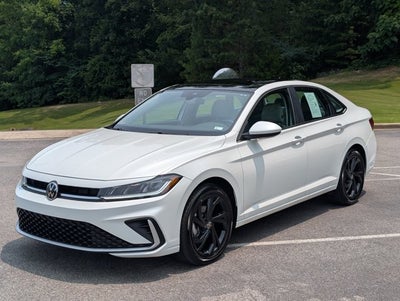 2025 Volkswagen Jetta SE
