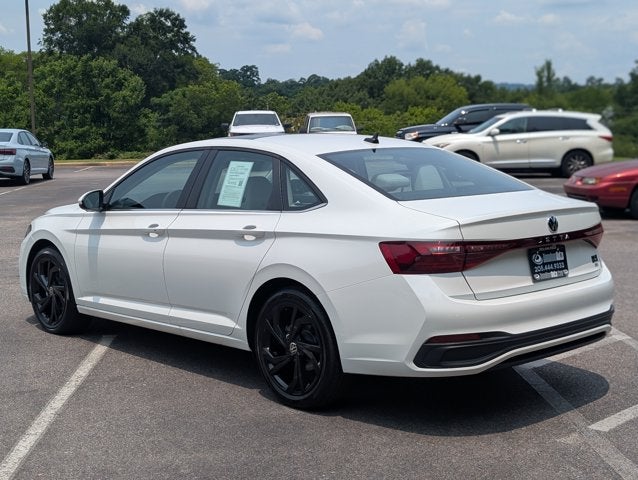2025 Volkswagen Jetta SE