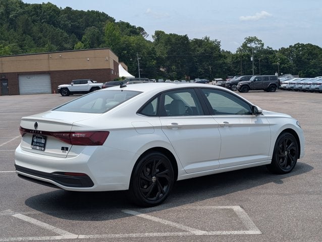 2025 Volkswagen Jetta SE