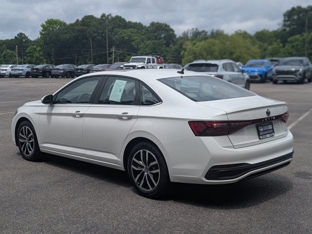 2025 Volkswagen Jetta SE