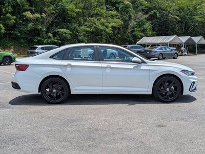 2025 Volkswagen Jetta SE