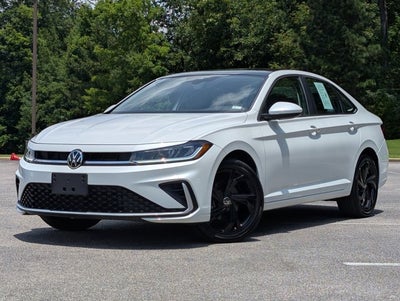 2025 Volkswagen Jetta SE