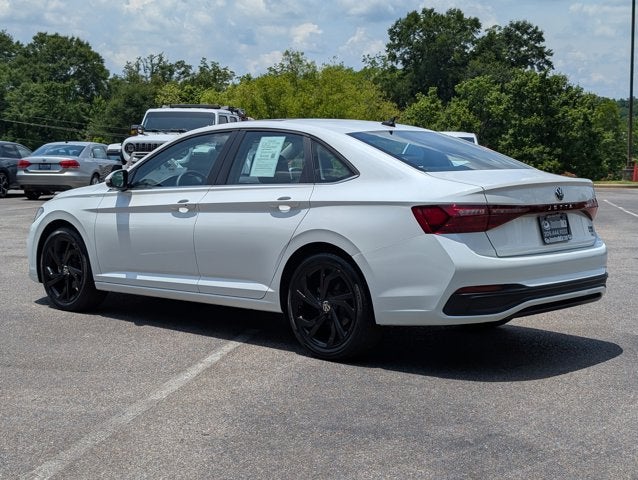 2025 Volkswagen Jetta SE