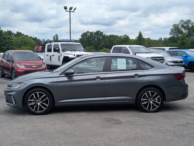 2025 Volkswagen Jetta SE