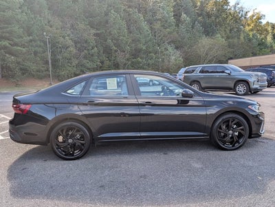 2025 Volkswagen Jetta SE