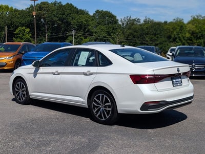 2025 Volkswagen Jetta SE