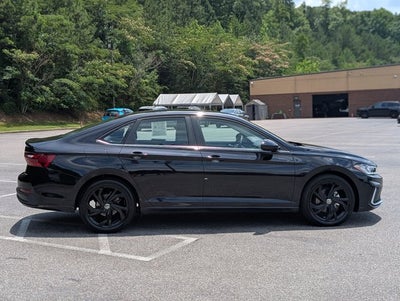 2025 Volkswagen Jetta SE