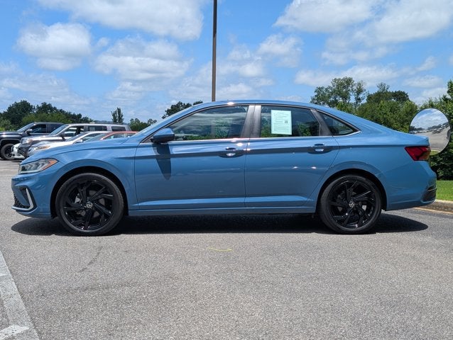 2025 Volkswagen Jetta SE