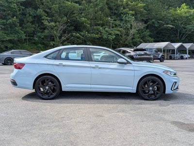 2025 Volkswagen Jetta SE