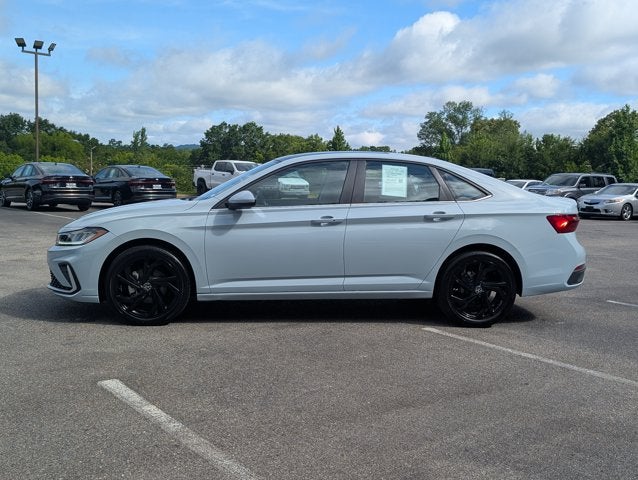2025 Volkswagen Jetta SE