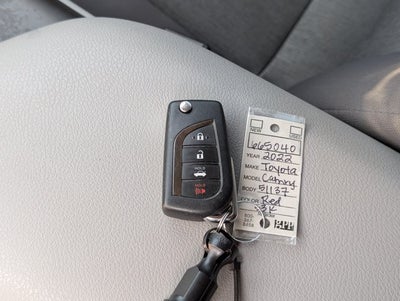 2022 Toyota Camry LE