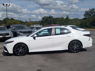 2021 Toyota Camry SE