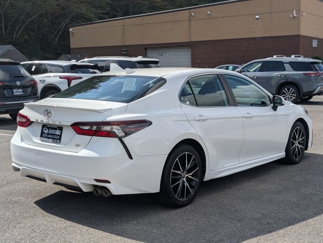 2021 Toyota Camry SE
