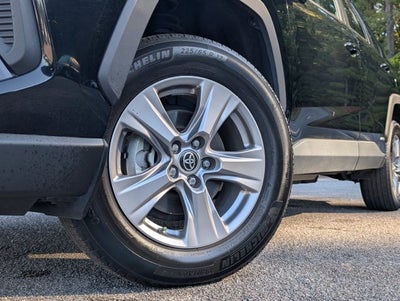 2022 Toyota RAV4 Hybrid LE