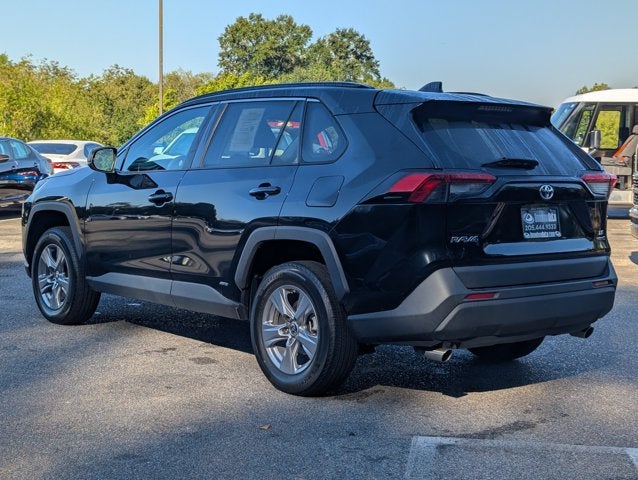 2022 Toyota RAV4 Hybrid LE